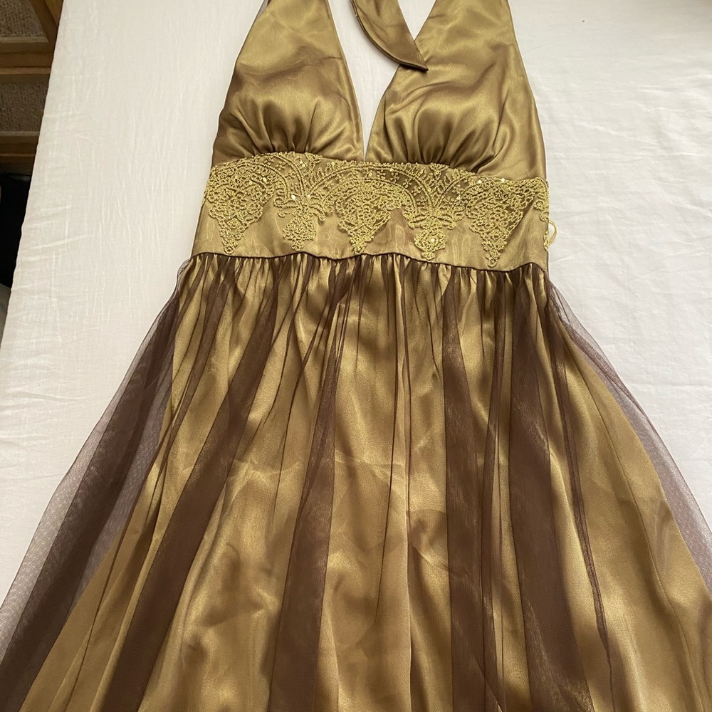 Adrianna Papell like new